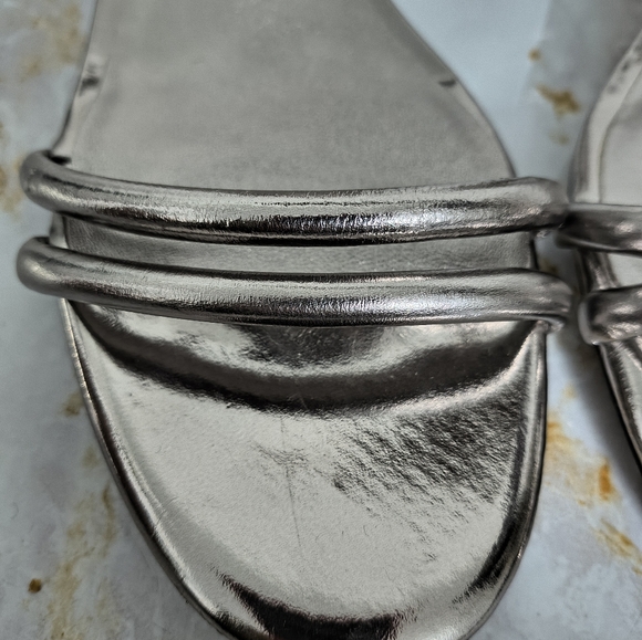 Ankle strapy sandals - Picture 5 of 6